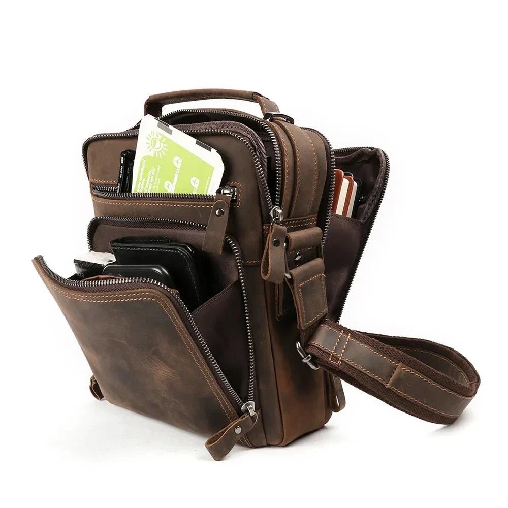 mochila-em-couro-genuino-em-vaca-joyir-premium-8085751 - Kabani