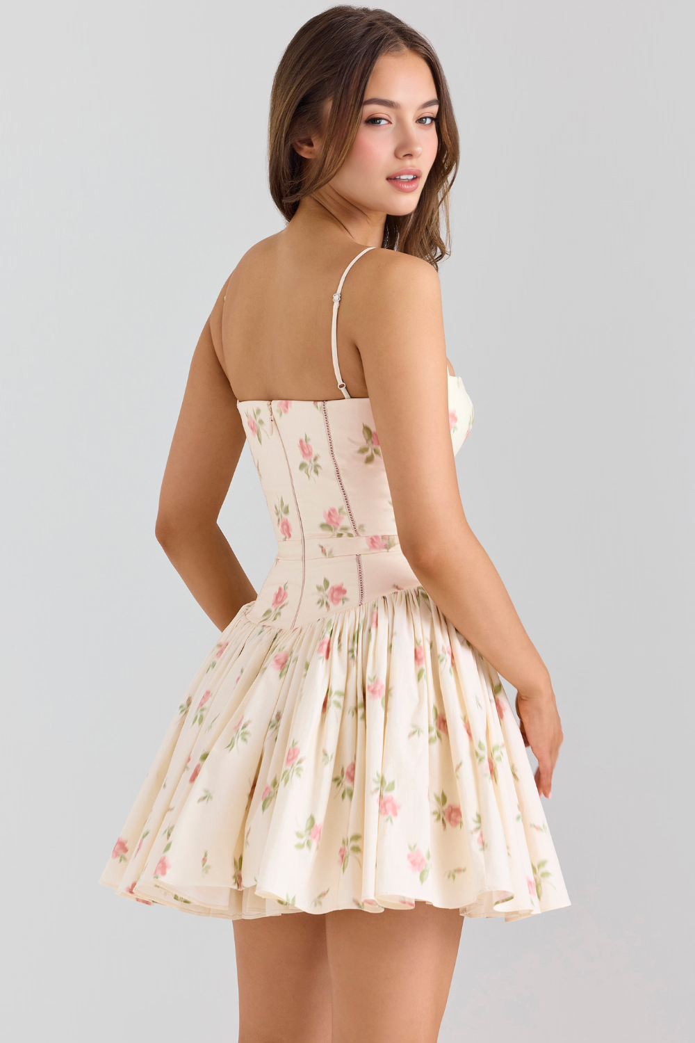 Vestido Curto Zavv Amira