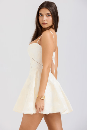 Vestido Curto Zavv Whitney