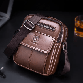 bolsa-de-ombro-em-couro-genuino-bull-captain-7778454 - Kabani