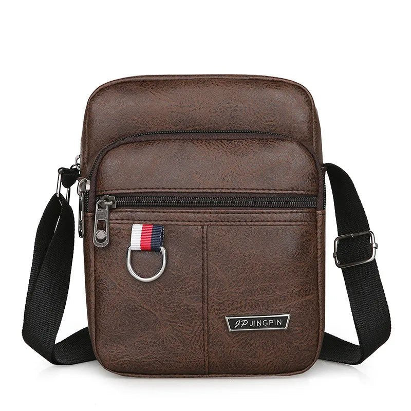 bolsa-de-ombro-em-couro-genuino-hernandes-ferraz-1318628 - Kabani