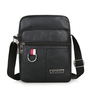 bolsa-de-ombro-em-couro-genuino-hernandes-ferraz-8870108 - Kabani