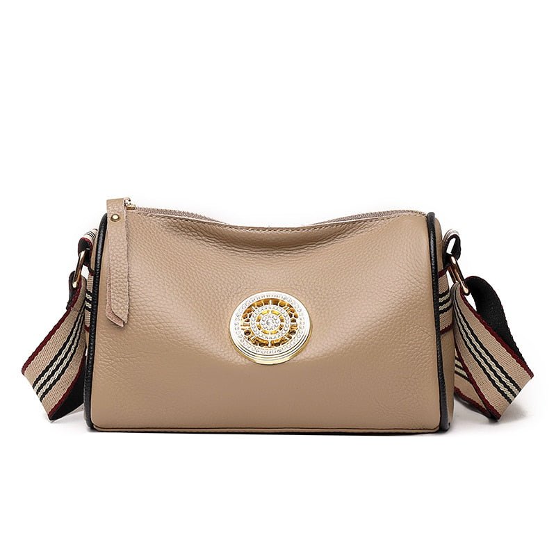 bolsa-de-ombro-feminina-pequena-couro-divier-fernandes-1035365 - Kabani