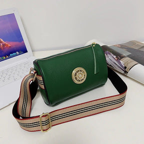 bolsa-de-ombro-feminina-pequena-couro-divier-fernandes-2304001 - Kabani