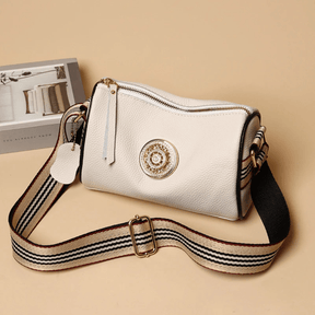 bolsa-de-ombro-feminina-pequena-couro-divier-fernandes-3766809 - Kabani