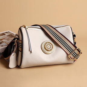 bolsa-de-ombro-feminina-pequena-couro-divier-fernandes-4576995 - Kabani