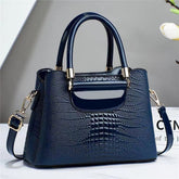 bolsa-feminina-de-couro-genuino-cecilia-lamberti-8618682 - Kabani