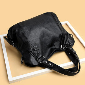 bolsa-feminina-de-couro-genuino-classic-premium-6574197 - Kabani