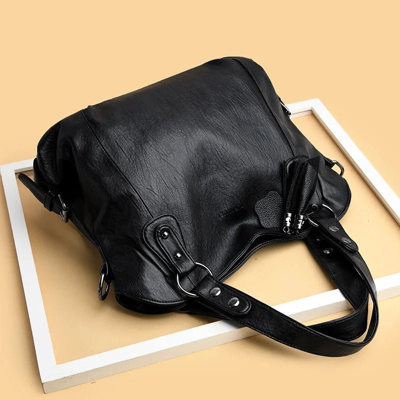 bolsa-feminina-de-couro-genuino-classic-premium-6574197 - Kabani