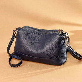 bolsa-feminina-de-couro-genuino-madeleine-4995159 - Kabani
