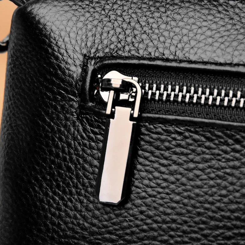 bolsa-feminina-de-couro-genuino-madeleine-8746770 - Kabani