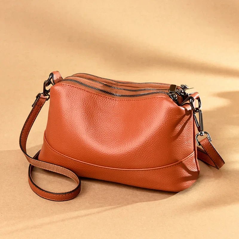 bolsa-feminina-de-couro-genuino-madeleine-9892696 - Kabani
