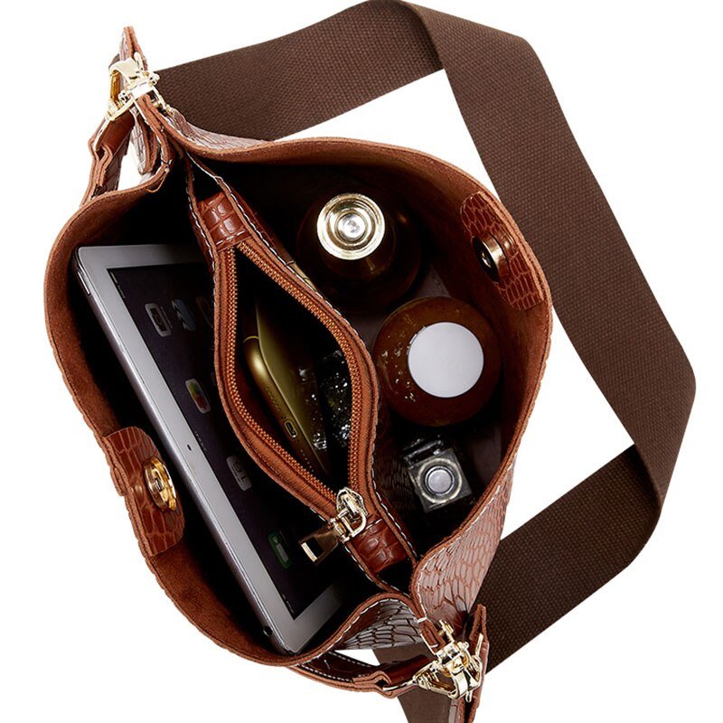bolsa-feminina-de-couro-genuino-mary-bennett-1790368 - Kabani