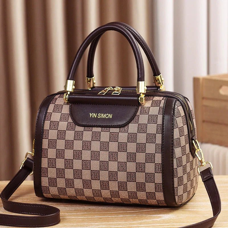 bolsa-feminina-de-couro-genuino-menezes-ferraz-2792047 - Kabani