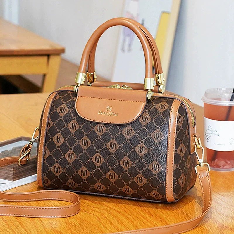 bolsa-feminina-de-couro-genuino-menezes-ferraz-4593759 - Kabani