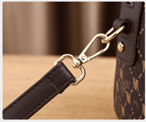 bolsa-feminina-de-couro-genuino-menezes-ferraz-9193856 - Kabani