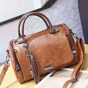 bolsa-feminina-de-couro-genuino-safira-hernandes-3142156 - Kabani