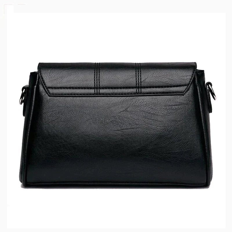 bolsa-feminina-em-couro-genuino-akyra-4186431 - Kabani