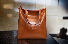 bolsa-feminina-em-couro-genuino-baker-4651732 - Kabani