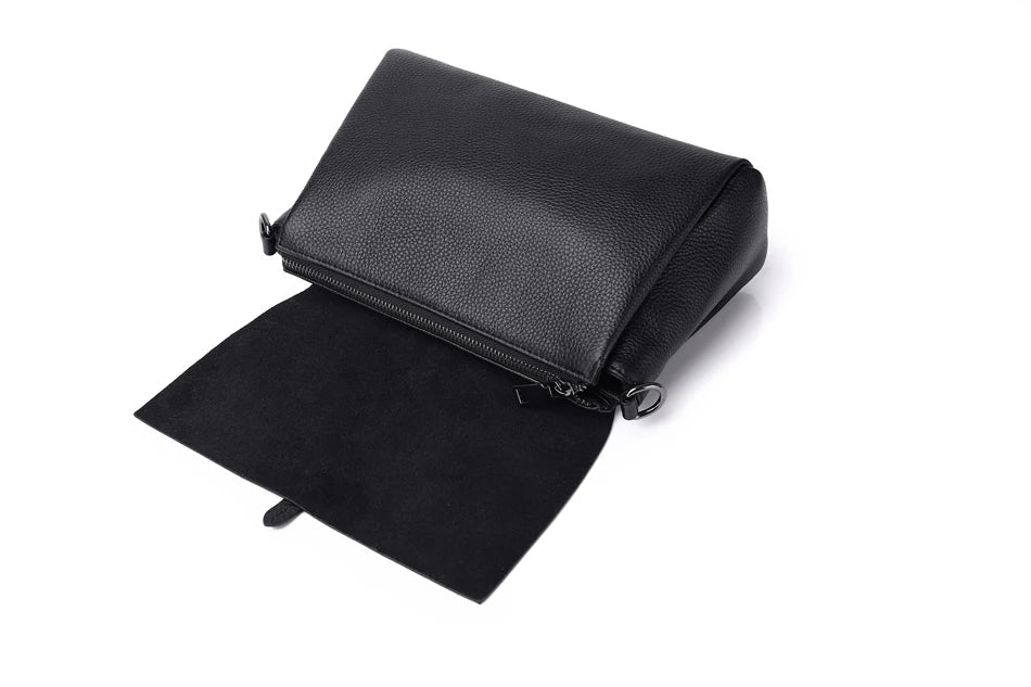 bolsa-feminina-em-couro-genuino-beatrice-milani-2582011 - Kabani