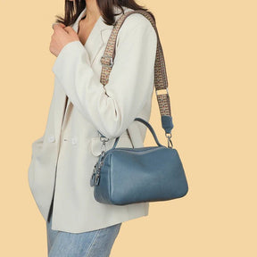 bolsa-feminina-em-couro-genuino-bellini-3301856 - Kabani
