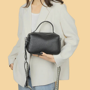 bolsa-feminina-em-couro-genuino-bellini-4340603 - Kabani