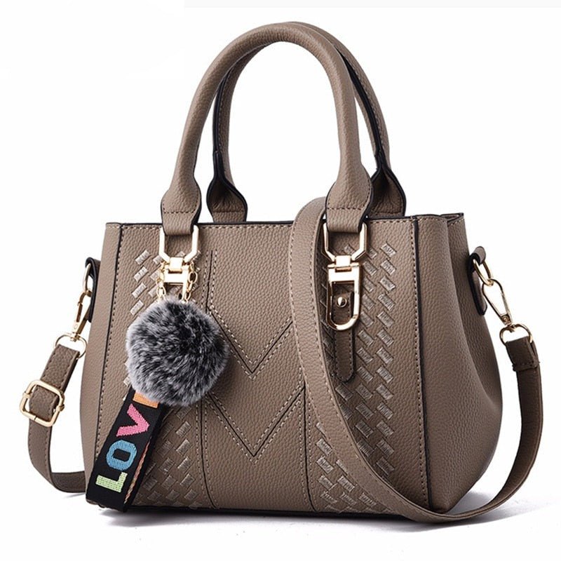 bolsa-feminina-em-couro-genuino-celinedior-brinde-exlcusivo-1891659 - Kabani