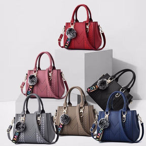 bolsa-feminina-em-couro-genuino-celinedior-brinde-exlcusivo-5085461 - Kabani