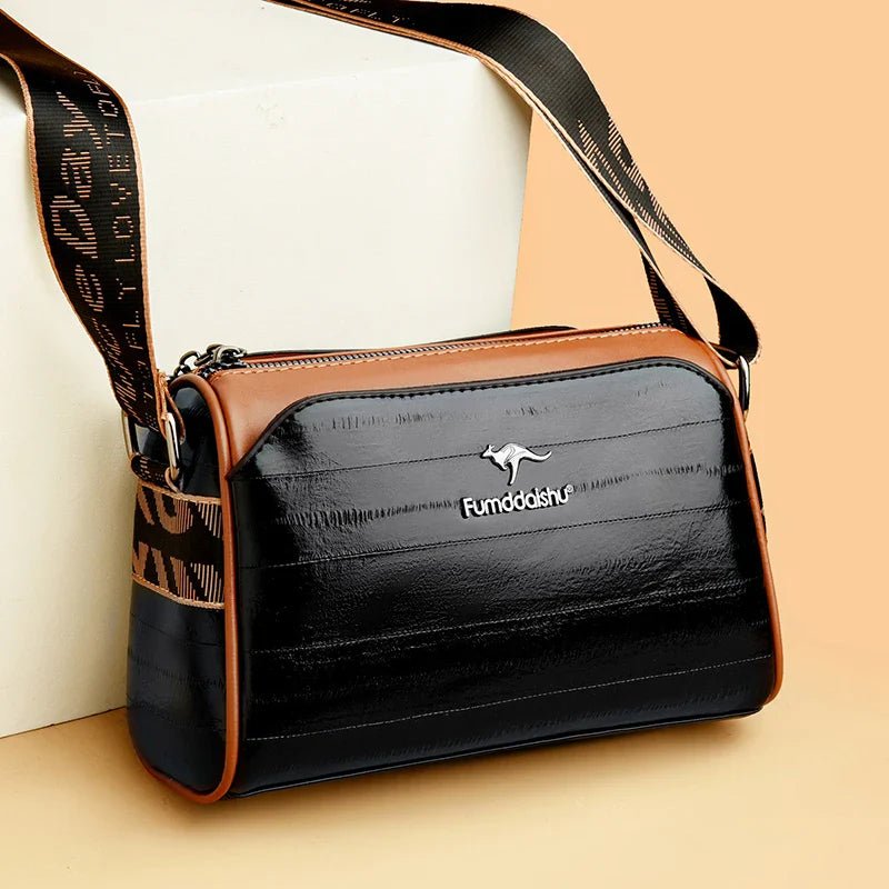 bolsa-feminina-em-couro-genuino-chloe-louise-3319586 - Kabani