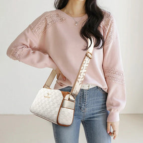 bolsa-feminina-em-couro-genuino-chloe-louise-3468966 - Kabani