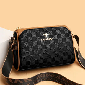 bolsa-feminina-em-couro-genuino-chloe-louise-5849550 - Kabani