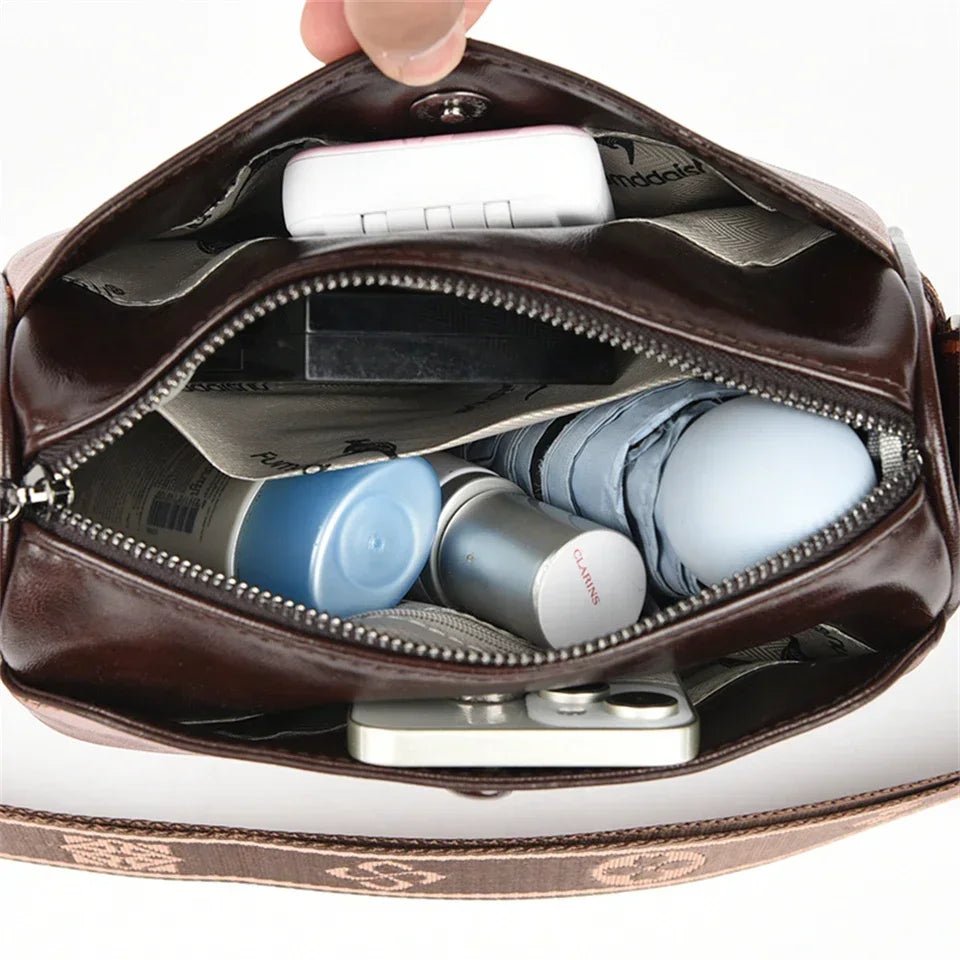 bolsa-feminina-em-couro-genuino-chloe-louise-6440415 - Kabani