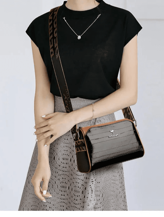 bolsa-feminina-em-couro-genuino-chloe-louise-8411832 - Kabani