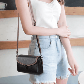 bolsa-feminina-em-couro-genuino-genevieve-4122122 - Kabani