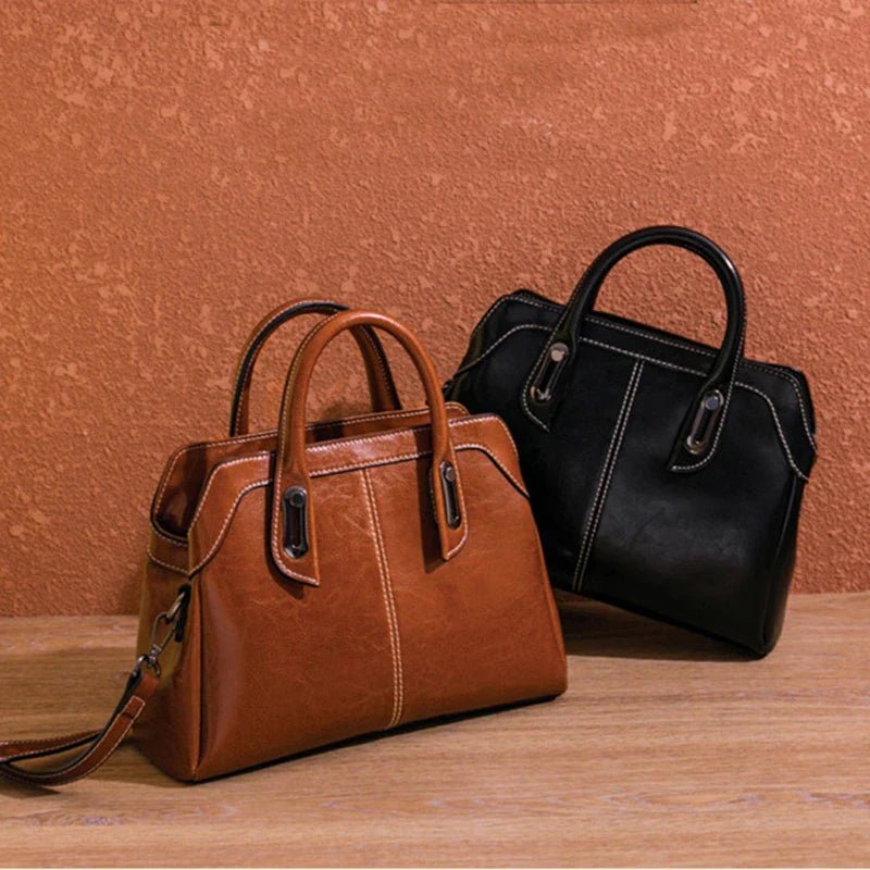 bolsa-feminina-em-couro-genuino-genuine-ane-7010263 - Kabani