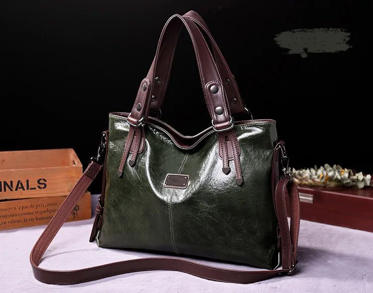 bolsa-feminina-em-couro-genuino-isis-gabrielli-5137464 - Kabani