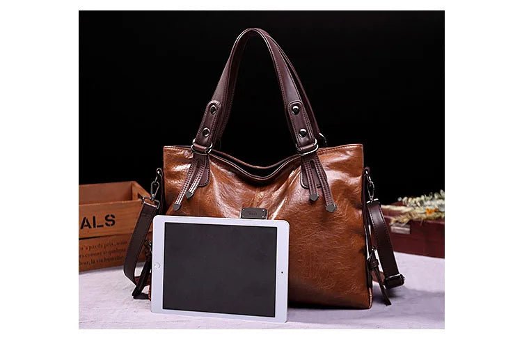 bolsa-feminina-em-couro-genuino-isis-gabrielli-8373866 - Kabani