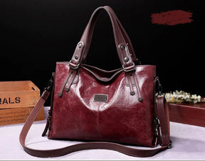 bolsa-feminina-em-couro-genuino-isis-gabrielli-8773157 - Kabani
