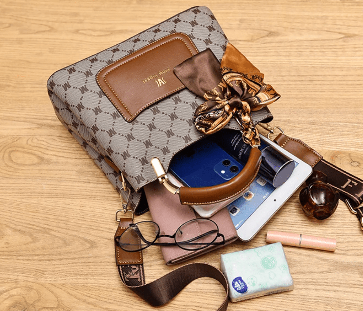 bolsa-feminina-em-couro-genuino-kelly-mili-4711126 - Kabani
