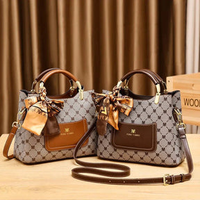 bolsa-feminina-em-couro-genuino-kelly-mili-5673226 - Kabani