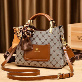 bolsa-feminina-em-couro-genuino-kelly-mili-7271573 - Kabani