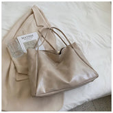 bolsa-feminina-em-couro-genuino-levy-premium-4924387 - Kabani