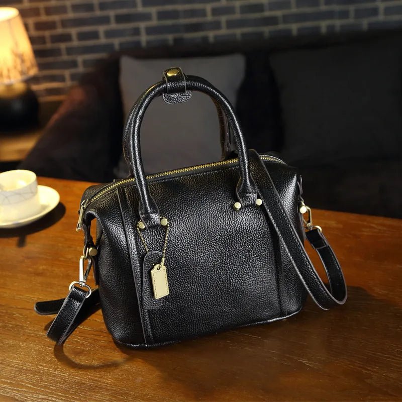 bolsa-feminina-em-couro-genuino-livian-6424096 - Kabani