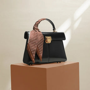 bolsa-feminina-em-couro-genuino-margot-moreau-1497232 - Kabani