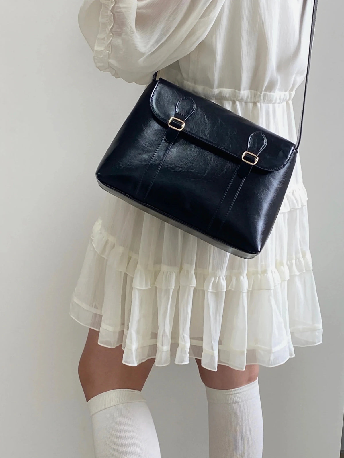 bolsa-feminina-em-couro-genuino-morissette-3852584 - Kabani