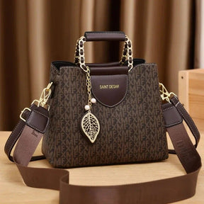 bolsa-feminina-em-couro-genuino-saint-desar-7500535 - Kabani