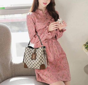 bolsa-feminina-em-couro-genuino-santini-luvi-6380931 - Kabani