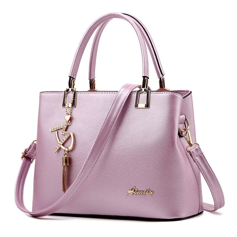 bolsa-feminina-em-couro-genuino-versatile-5948248 - Kabani