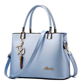 bolsa-feminina-em-couro-genuino-versatile-7025615 - Kabani