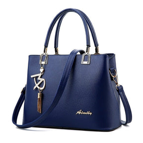 bolsa-feminina-em-couro-genuino-versatile-7347142 - Kabani